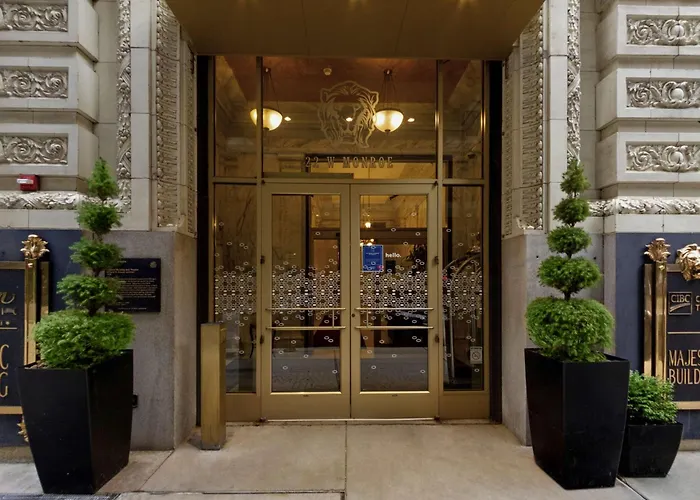 Hampton Inn Majestic Chicago Theatre District